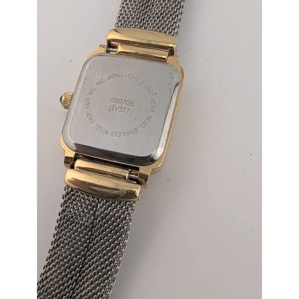 Gloria Vanderbilt II Women's Watch 20mm Case Mesh Metal Band- New Battery